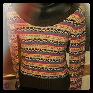 Super cute small duck head sweater😻